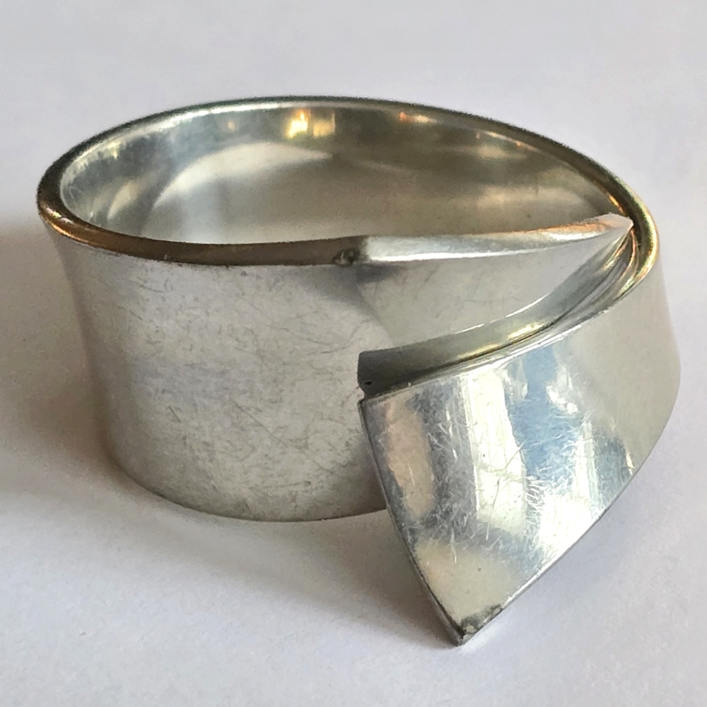 Vintage James R. Gagnon pewter napkin ring silver tone modernist